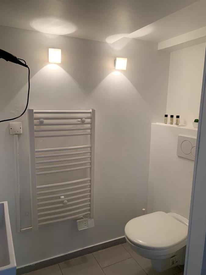 Ferienwohnung Spacious Bright Split Level Flat In The Fashionable Marais Paris Exterior foto