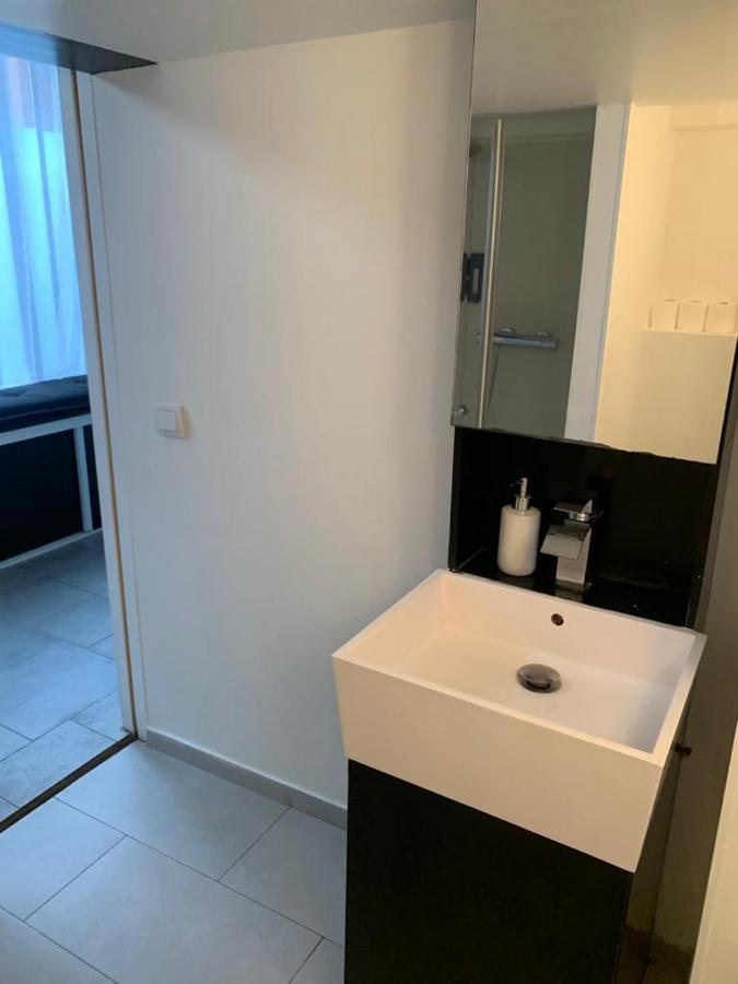 Ferienwohnung Spacious Bright Split Level Flat In The Fashionable Marais Paris Exterior foto